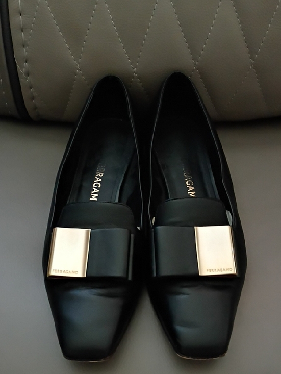 Salvatore Ferragamo Shoes - Salvatore Ferragamo Leda Women's Lambskin Leather Loafers (Sz. 8.5)